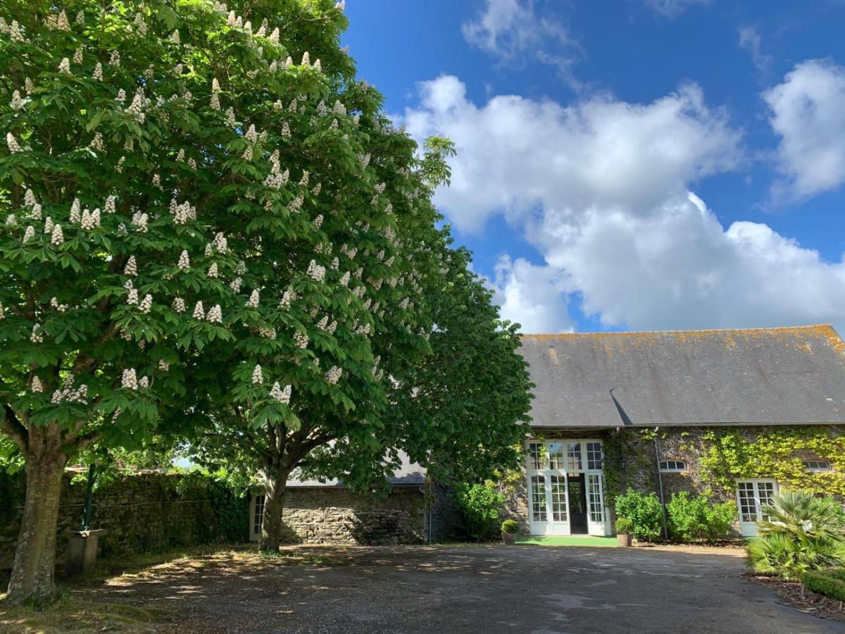Manoir De La Begaudiere Mont-Dol Bagian luar foto