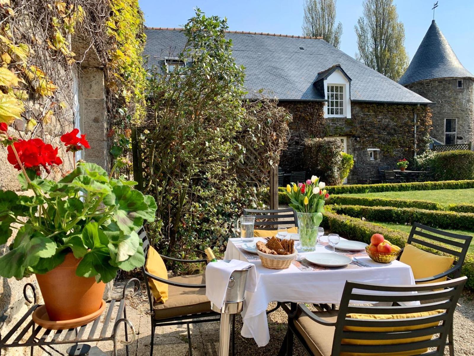 Manoir De La Begaudiere Mont-Dol Ruang foto